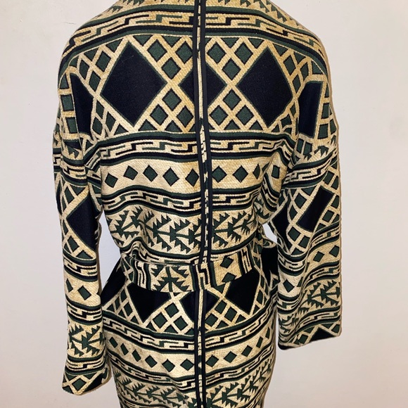 Zara 3/4 length sleeve jacket, with pattern - Picture 3 of 3
